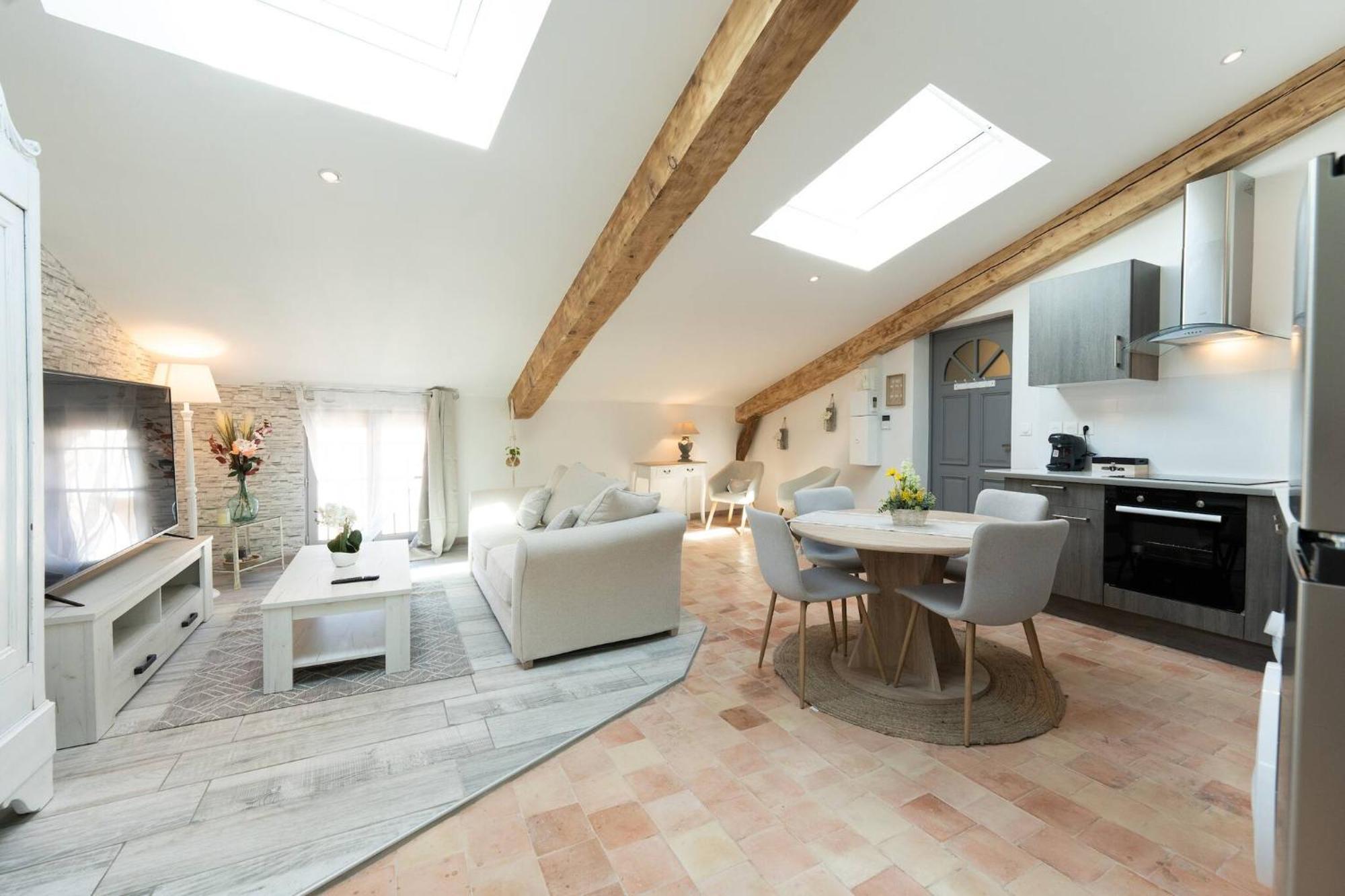 Le Lavandin Classe 3 Etoiles Riez Exterior foto